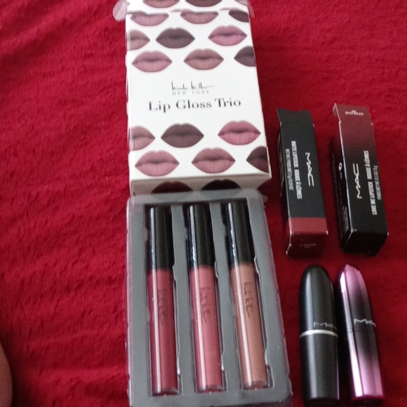 Mac lipsticks and Nicole miller lip gloss - Picture 1 of 5